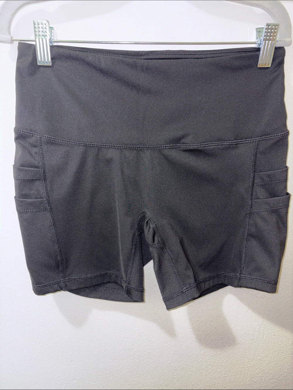 KYOPP High-Waist Black Women's Yoga Shorts with Side Pockets